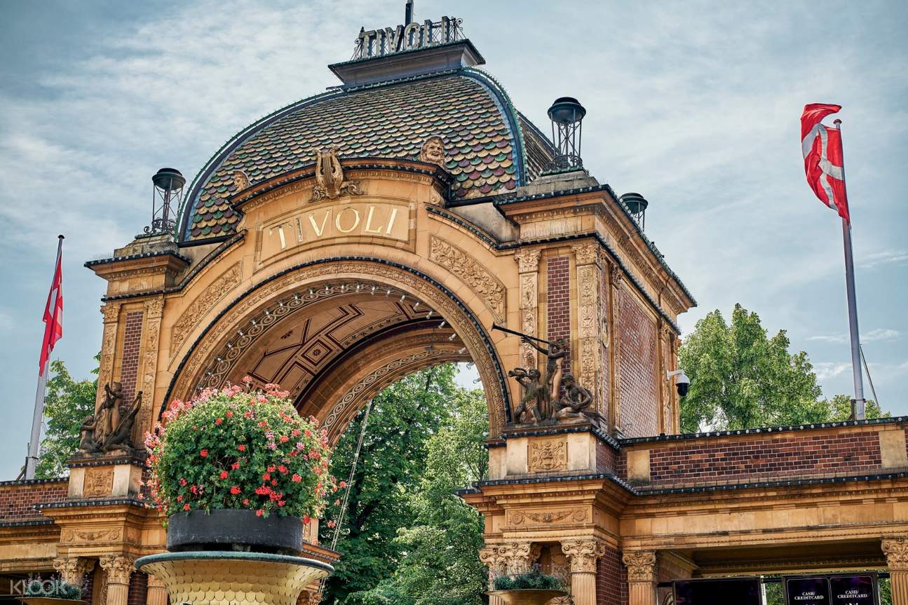Canal Tour with Tivoli Gardens Admission Ticket in Copenhagen, Denmark