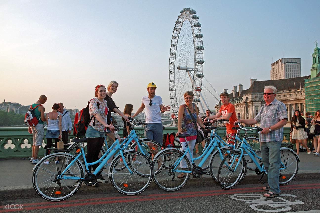 London tour guide. Лондон велодорожки. Велосипеды в Лондоне. Велосипед Великобритания. Велосипед Лондонский.