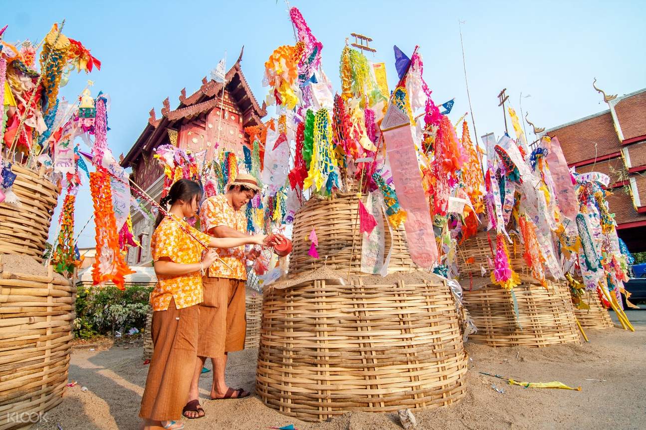 songkran festival day tour with tuk tuk water battle in bangkok