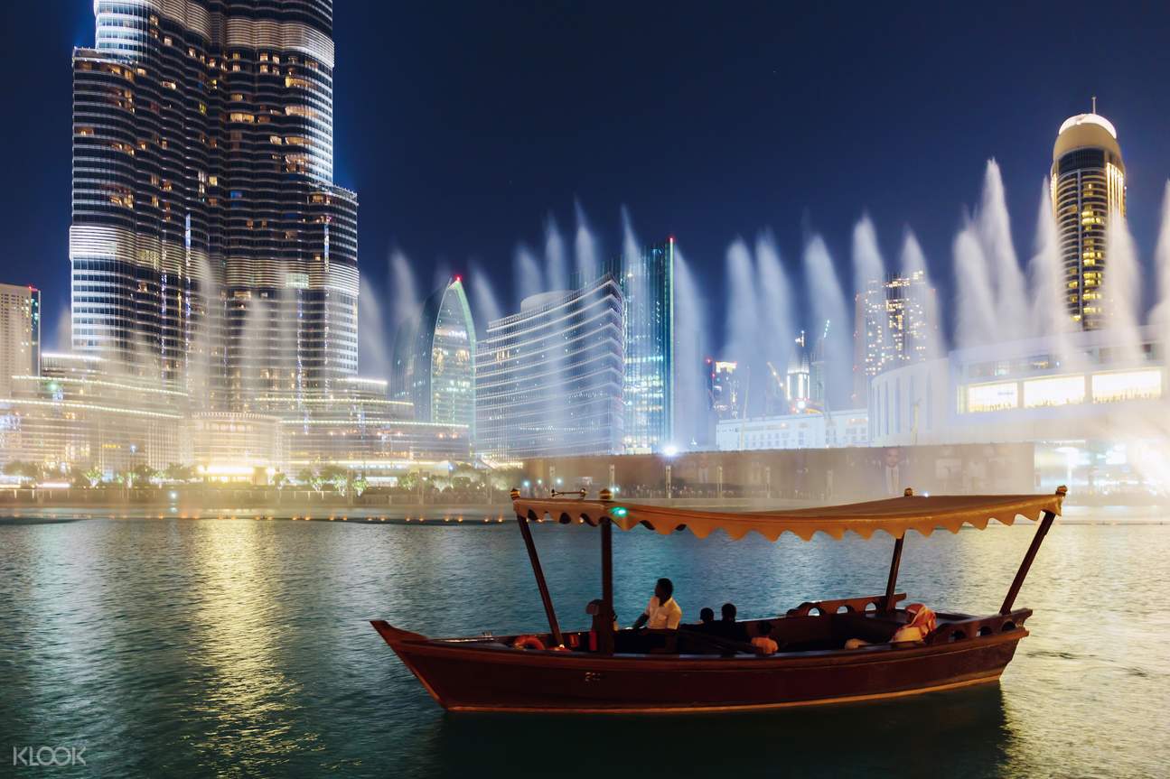 sale-burj-lake-abra-ride-with-dubai-fountain-views-ticket-kd