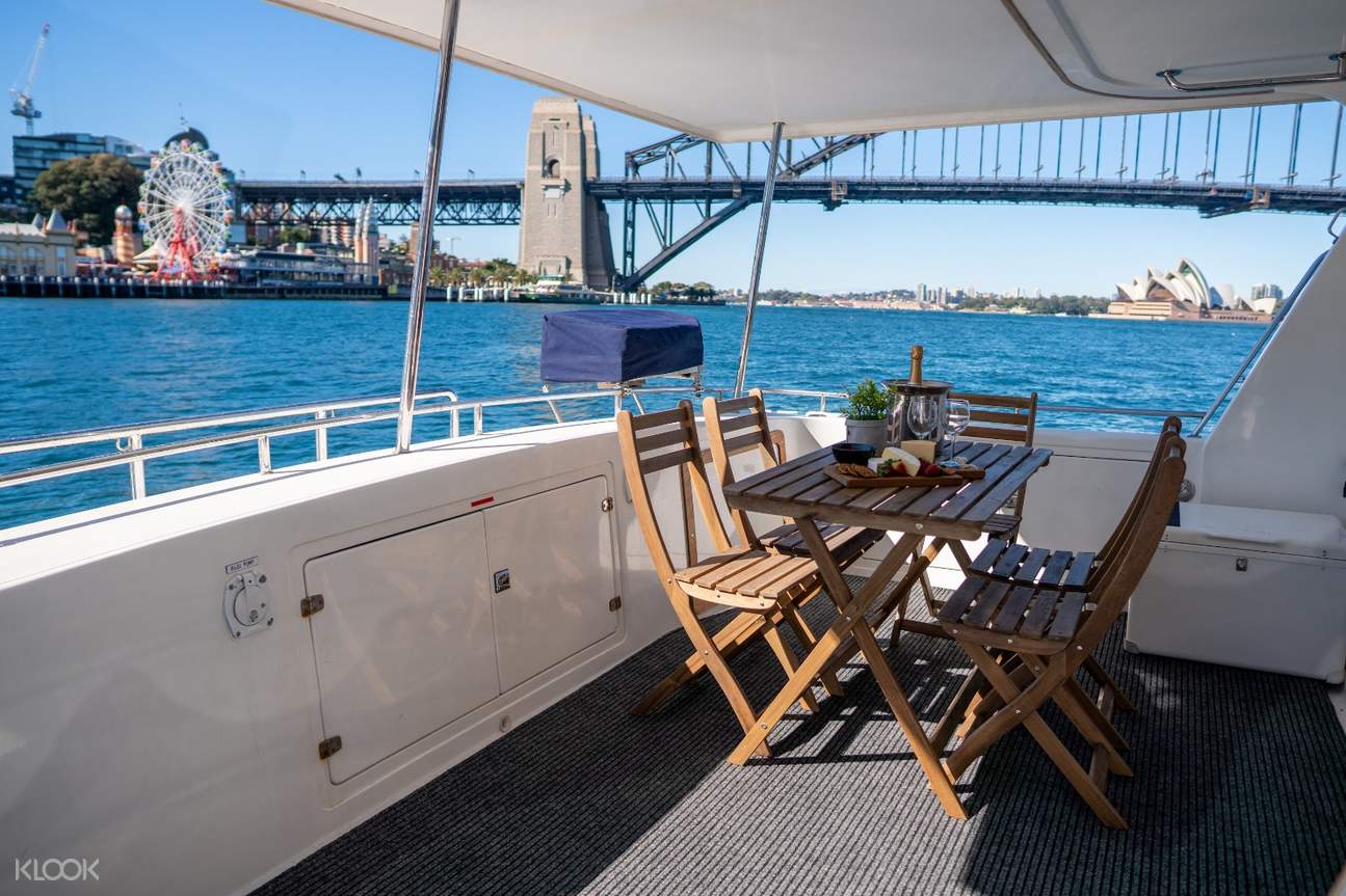 sydney harbour entertainment cruises