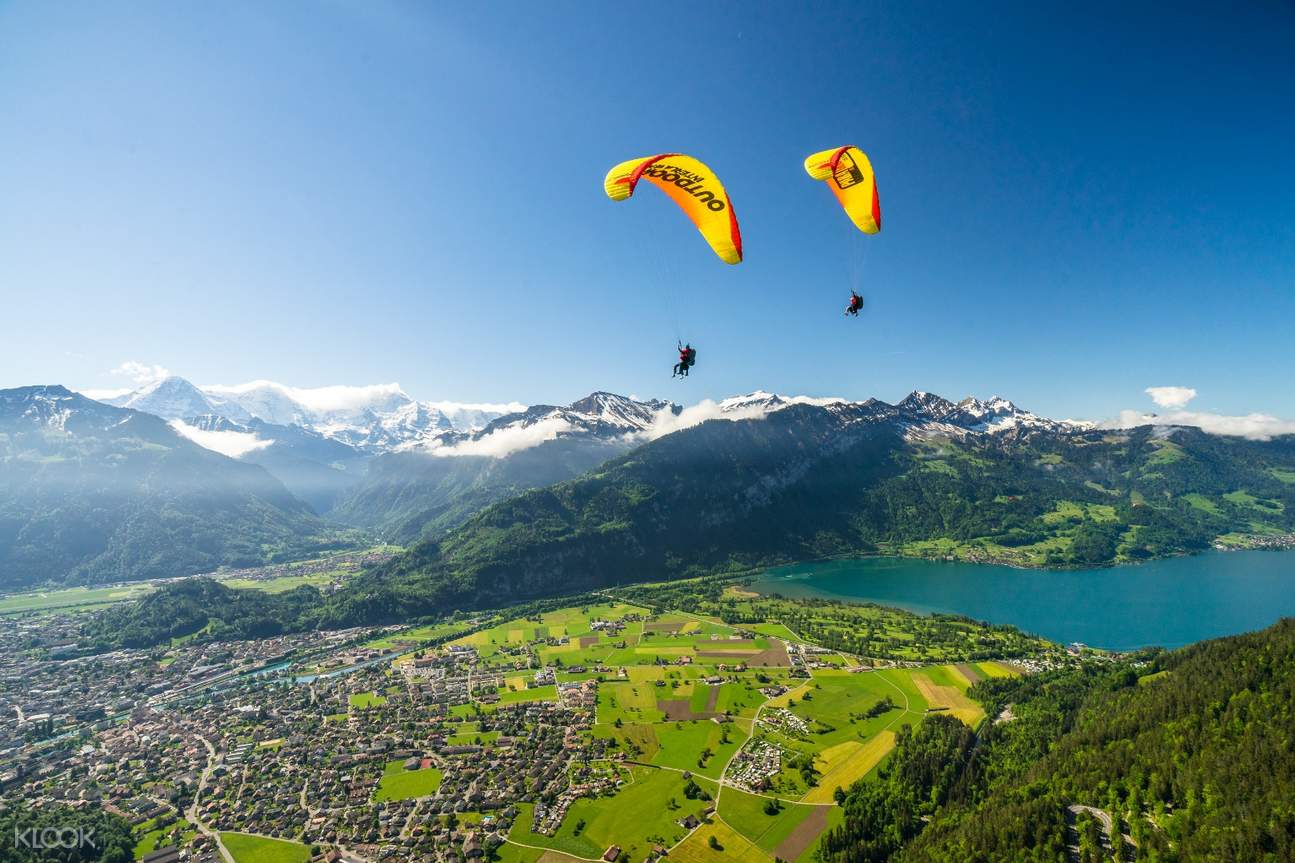 Tandem Paragliding Experience in Interlaken