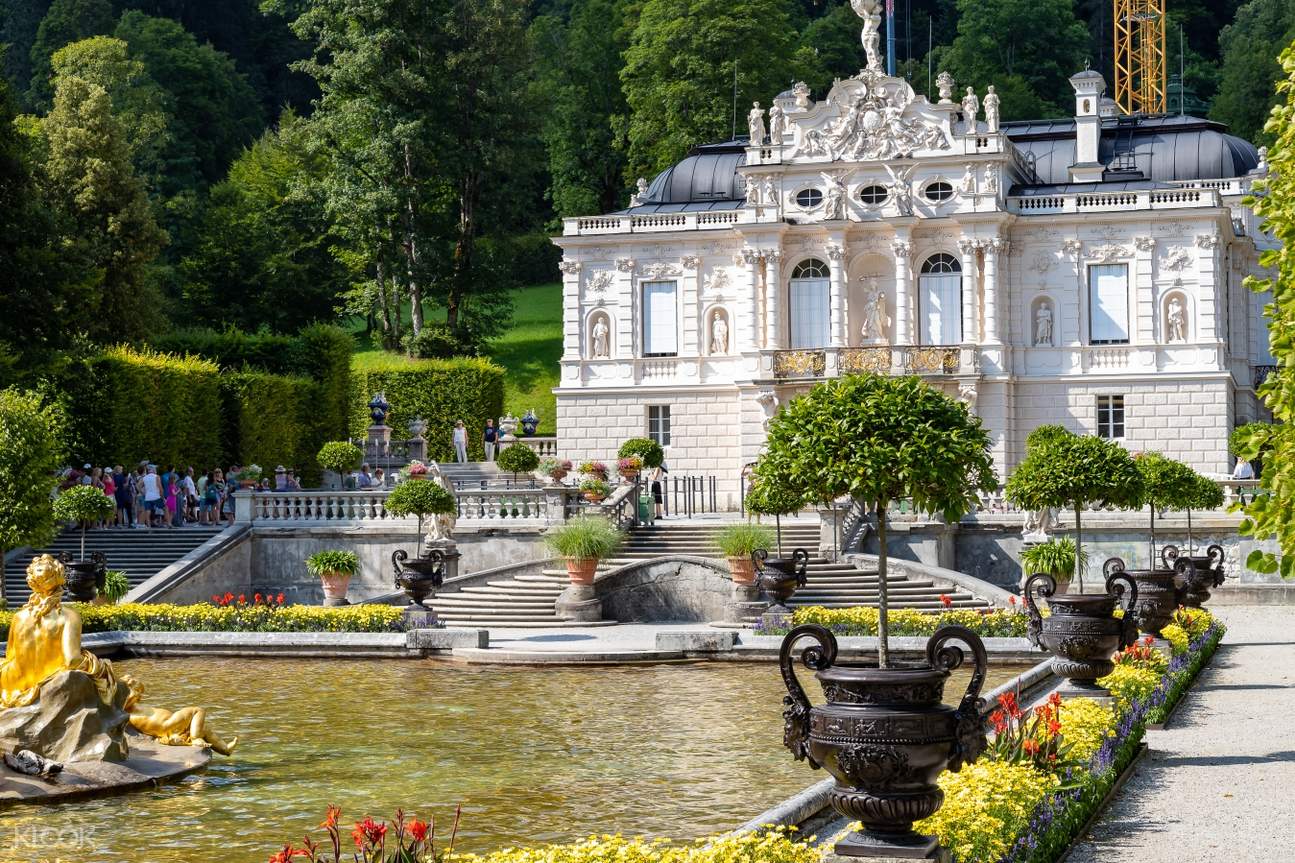 neuschwanstein castle linderhof palace & oberammergau tour