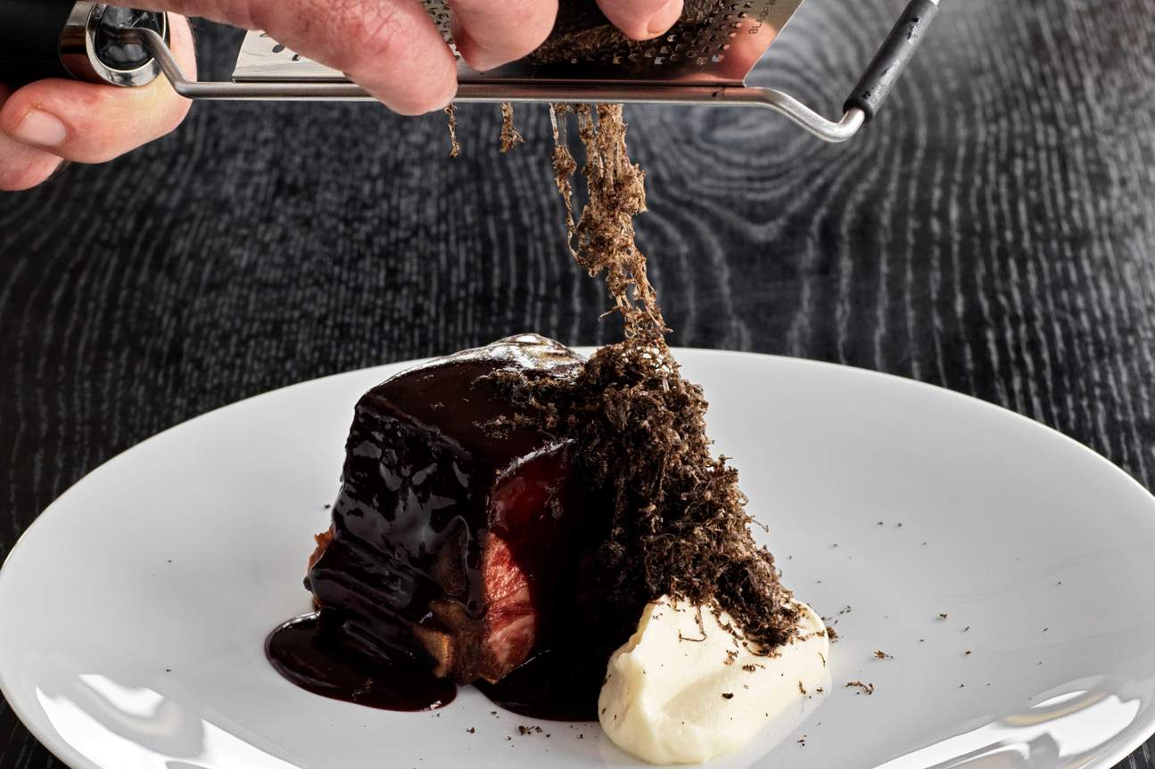 인피니티 바이 마크 베스트 (Infinity by Mark Best) 시드니 타워에서 즐기는 런치 & 디너