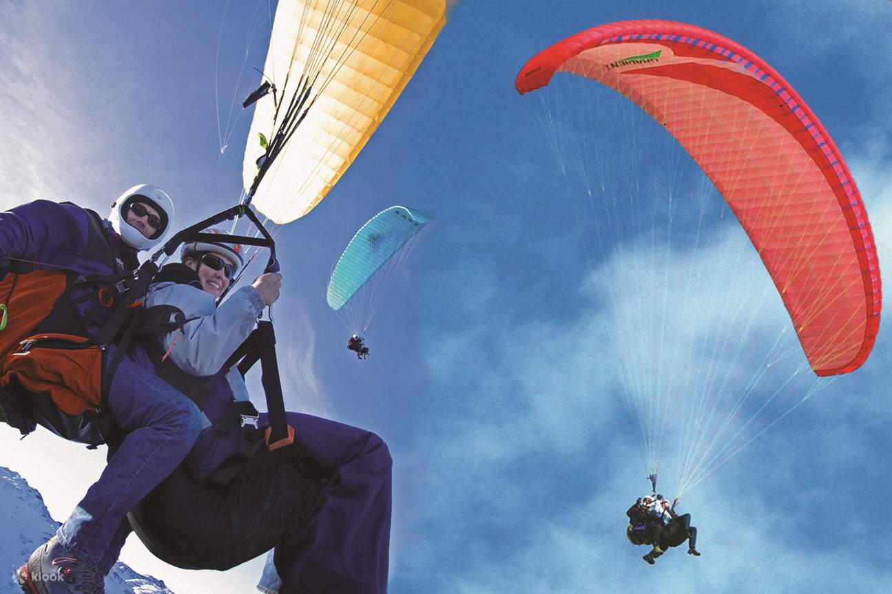 Trải nghiệm dù lượn Queenstown với Skytrek