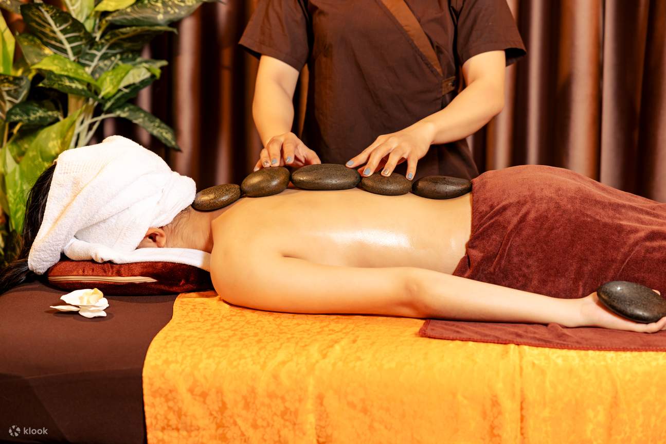 massage aux pierres chaudes