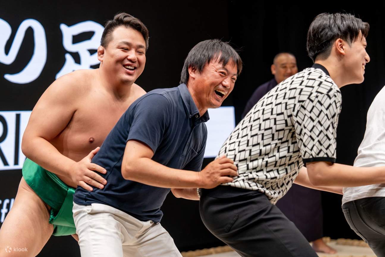 Tiket Masuk THE SUMO HALL HIRAKUZA OSAKA (Osaka)