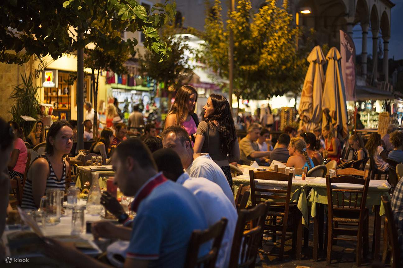 Афины ночью 