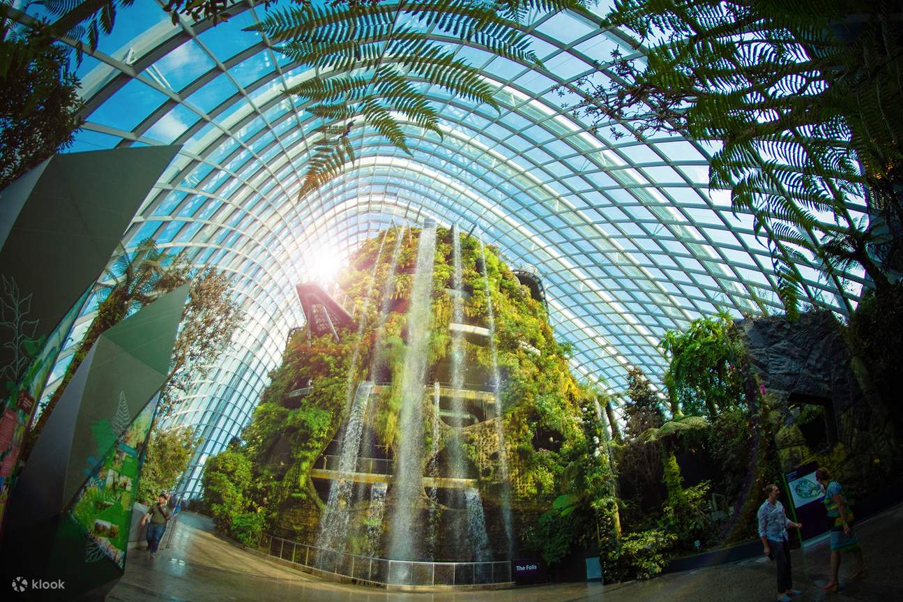 Gardens By The Bay Supertrees Flower Dome And Cloud Forest Klook gardens-by-the-bay-supertrees-flower-dome-and-cloud-forest-klook