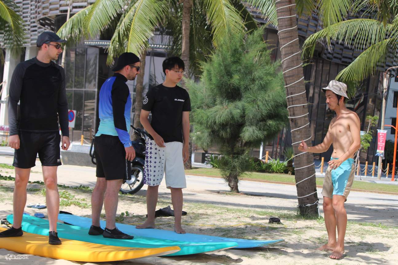 Lezioni di Surf a Da Nang