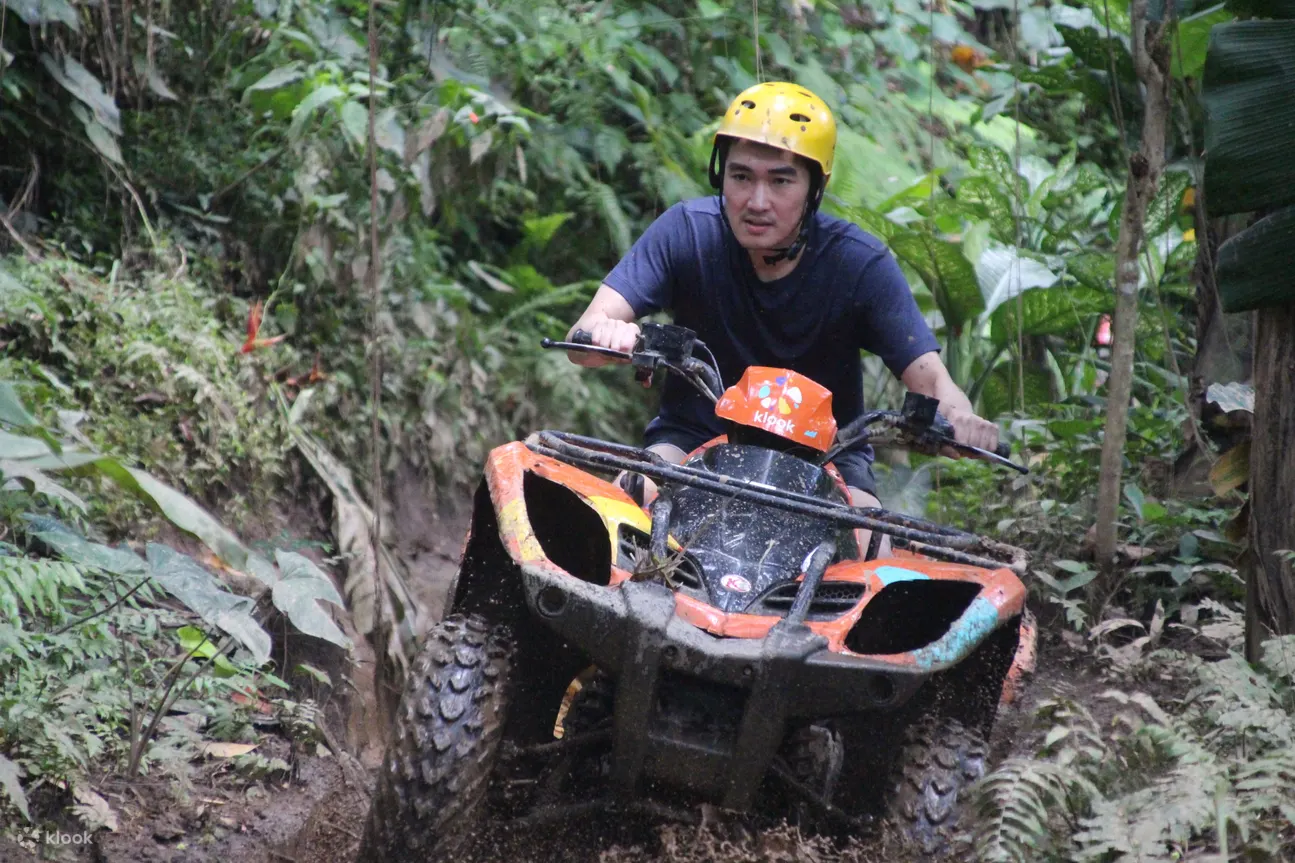 ATV越野车冒险