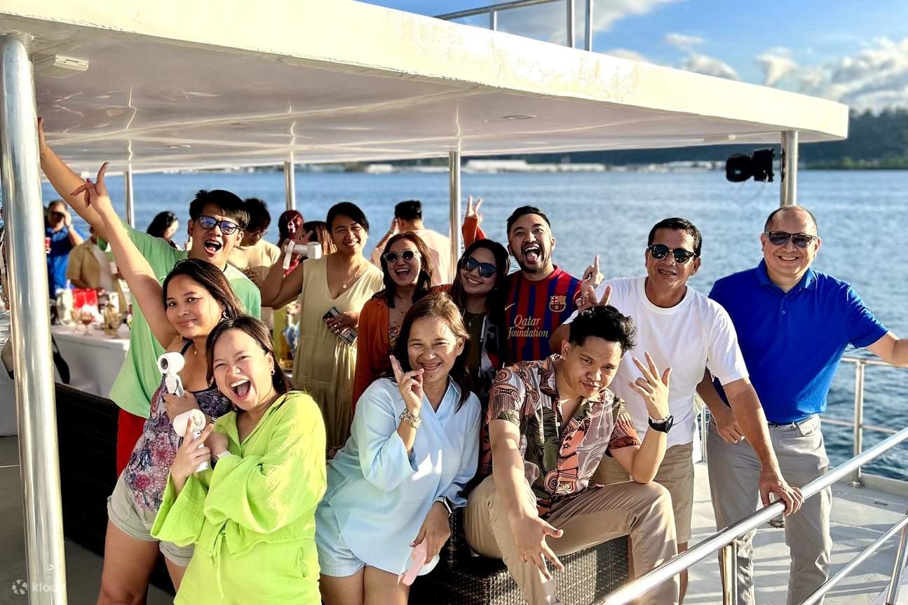 Croisière exclusive en yacht dans la baie de Subic