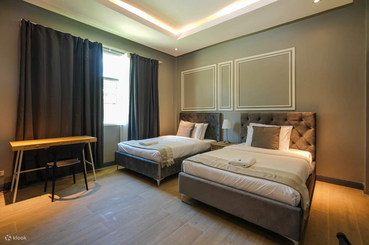 더블 베드 침실 2개