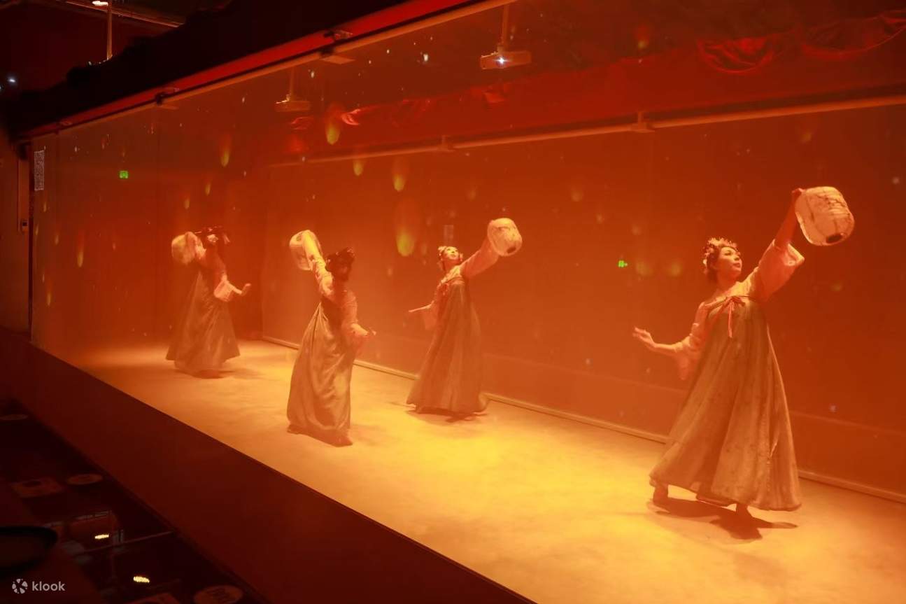 การใช้เทคโนโลยีสมัยใหม่ทำให้การแสดง 