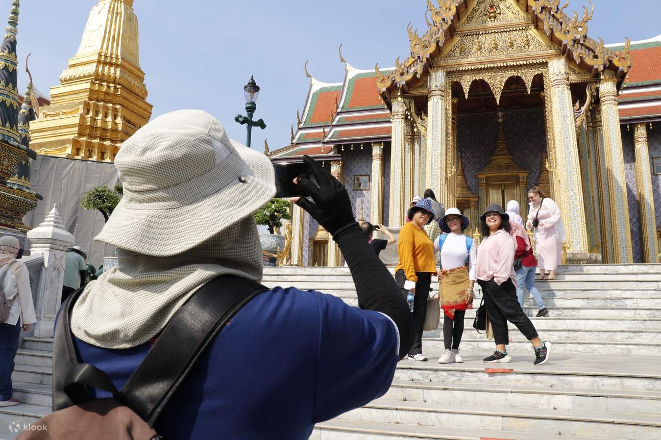 Grand Palace, Pak Klong Talad, and Wat Arun Day Tour - Klook Philippines