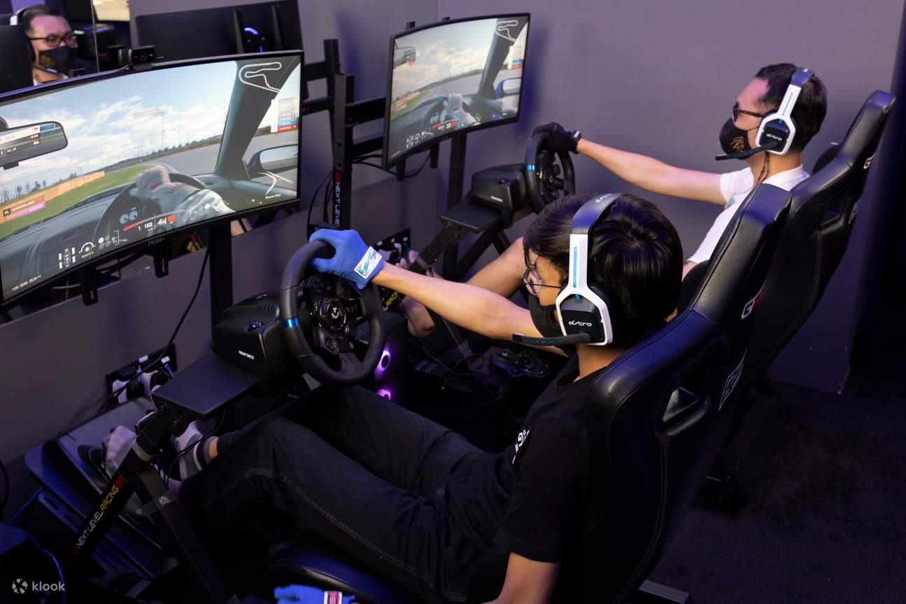 ベーシックシミュレーター（Logitech G923）を体験