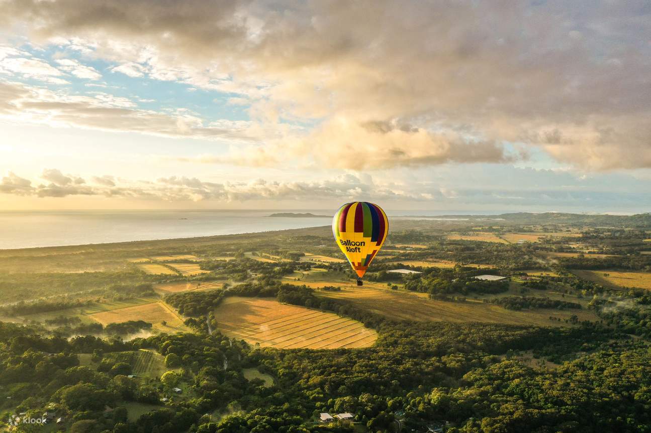 Byron Bay Sunrise Air Balloon Flight Experience in Gold Coast