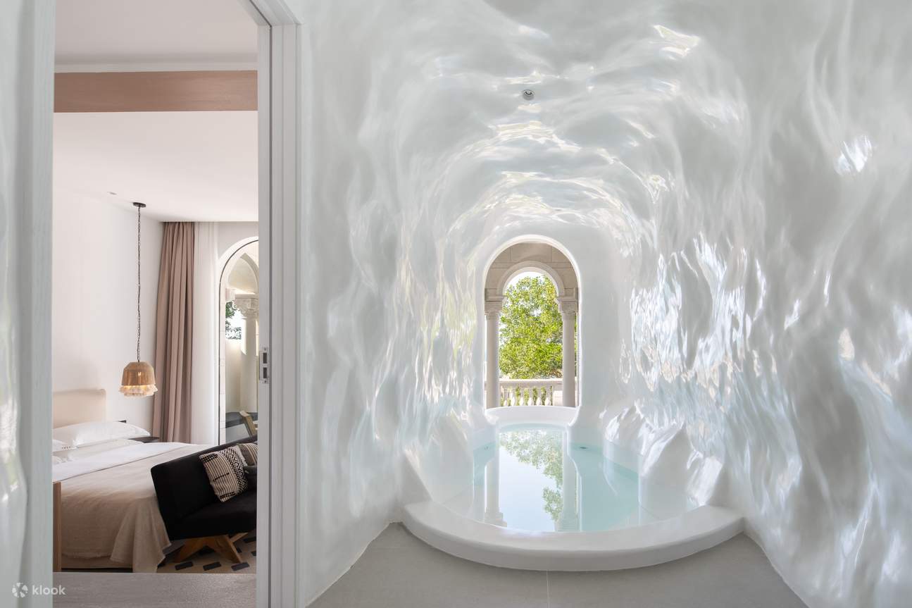 メンライ洞窟プール ダブルルーム