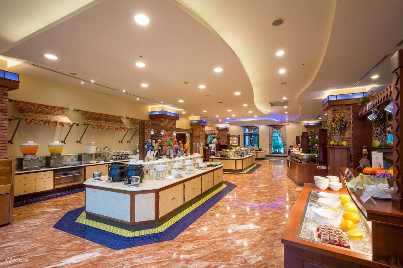 Naruwan Hotel｜Atrium Cafe