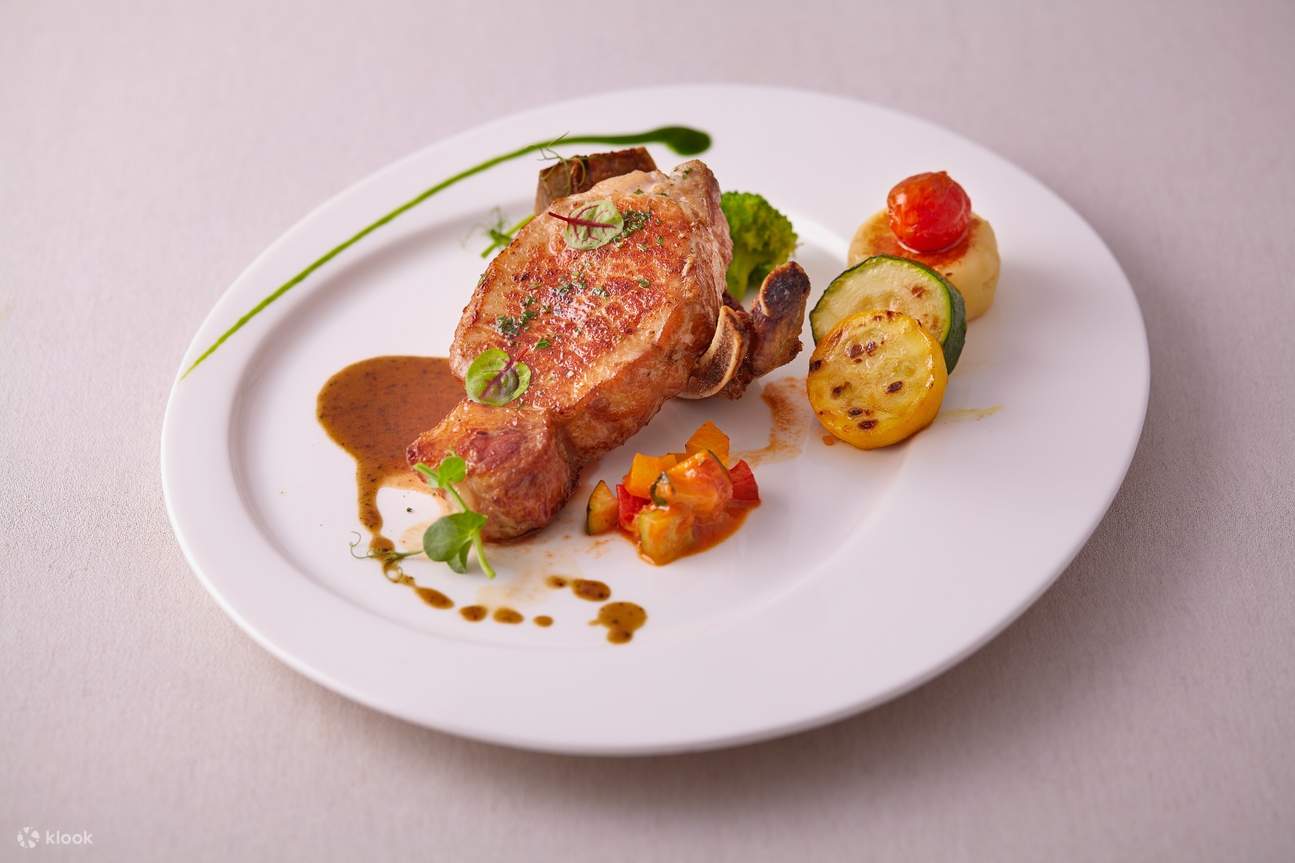 À POINT STEAK & BAR ที่สถานีไทเปซิตี้ฮอลล์