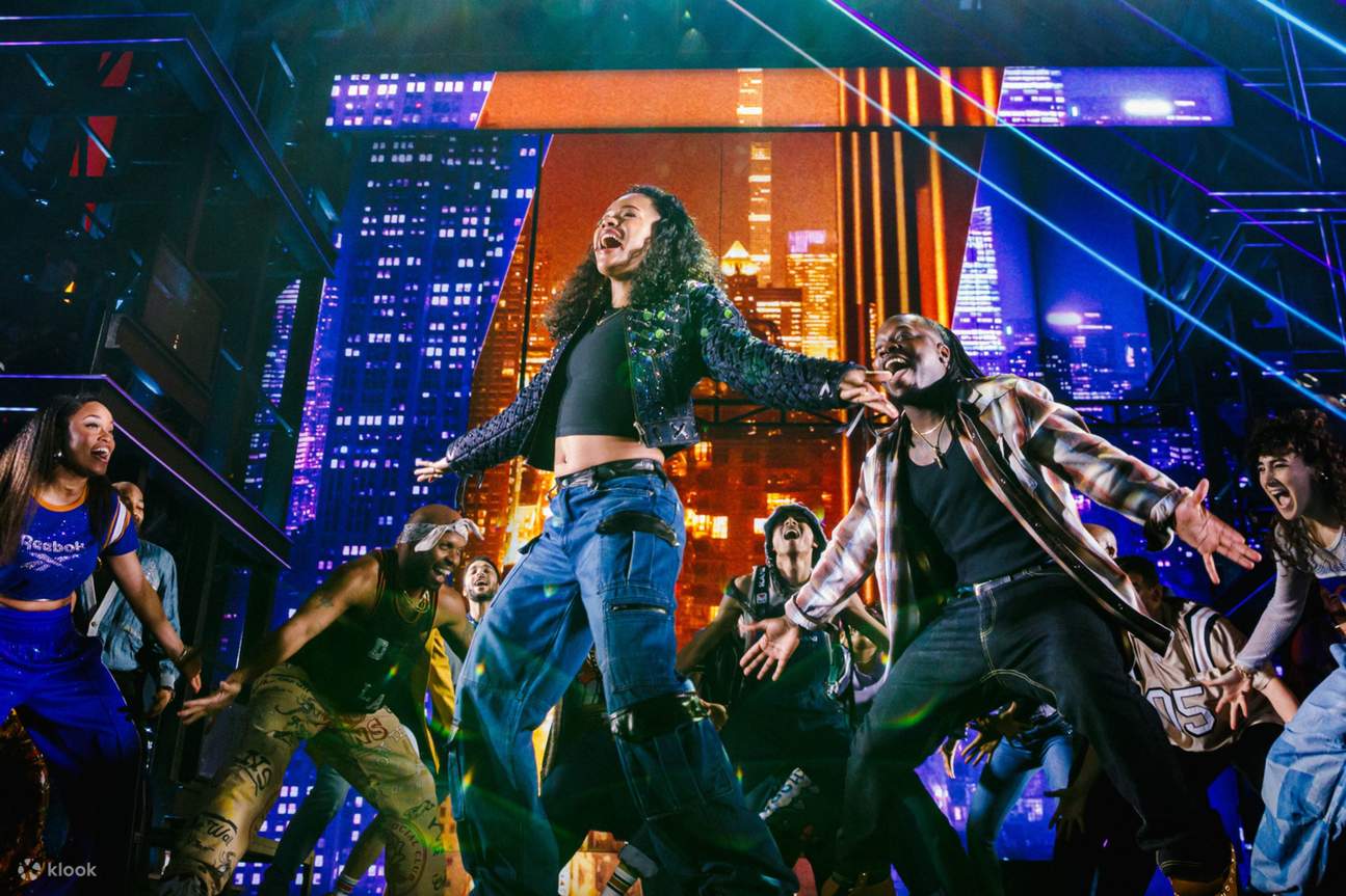 꿈을 쫓고 이야기가 펼쳐지는 헬스 키친에 들어가보세요.