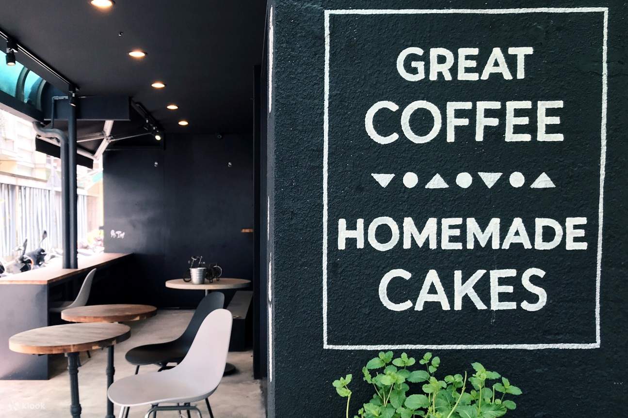 Bagian outdoor Mucho Happiness di Xinyi Area