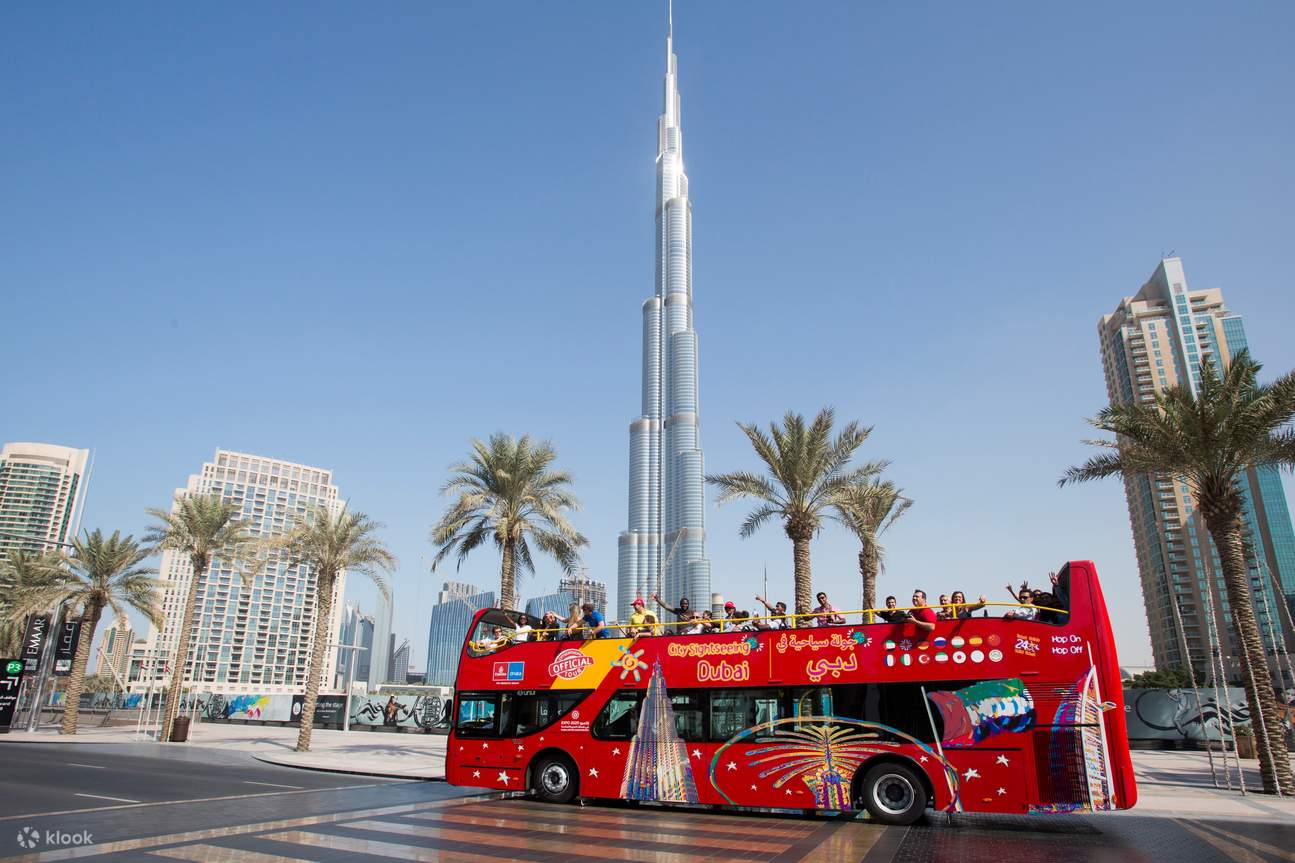 Stop at amazing spot of Dubai iconic building views