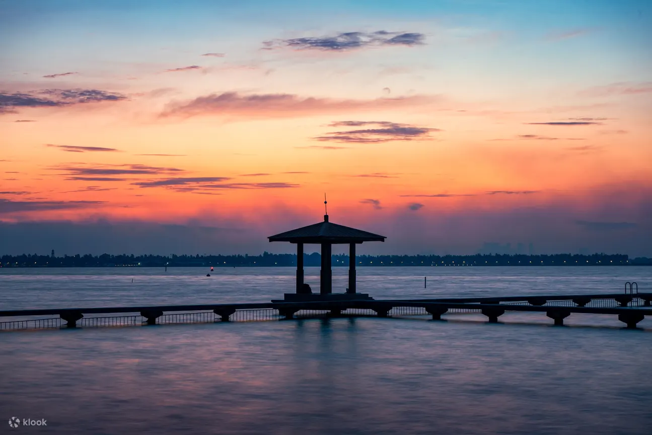 东湖风景区&湖北省博&光谷步行街 包车一日游