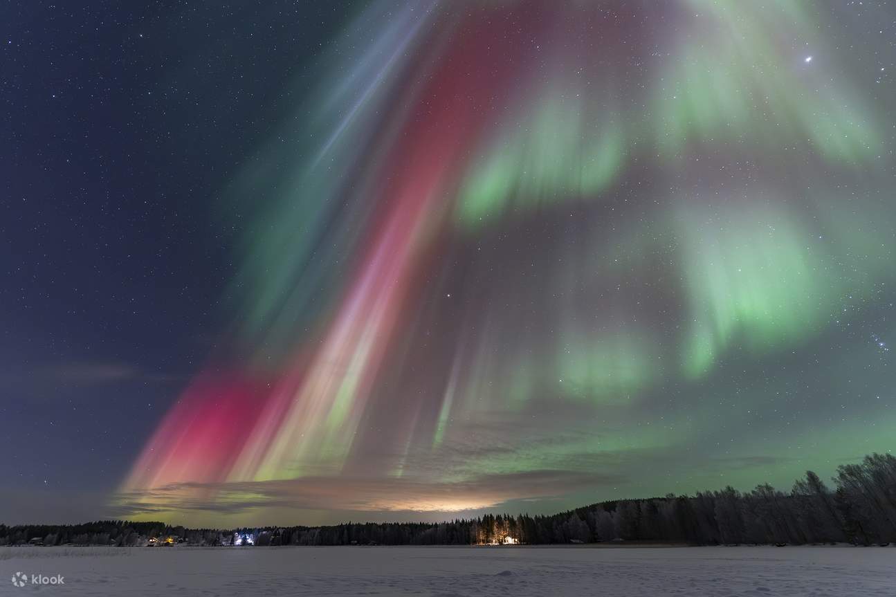 Photographing the Aurora Borealis, an awe-inspiring spectacle of light and color