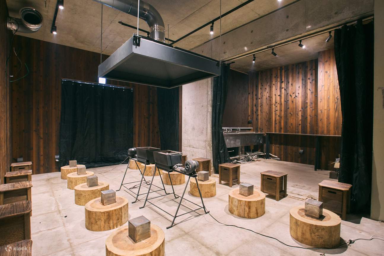 Clase de fabricación de armas ninja en una mansión histórica en Kioto