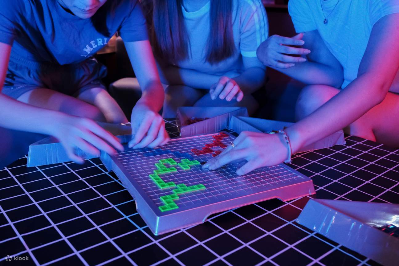 Super Cube 闪格互动游戏｜剧情式闪格沉浸体验｜葵兴