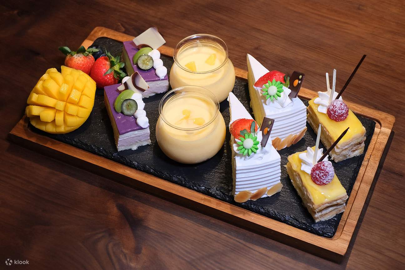 Prudential Hotel Buffet｜Red Chimneys Restaurant｜Mittagsbuffet, Abendbuffet