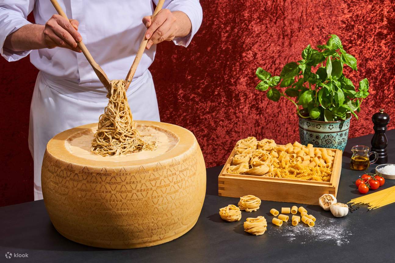 Oscar’s at Conrad Centennial Singapore