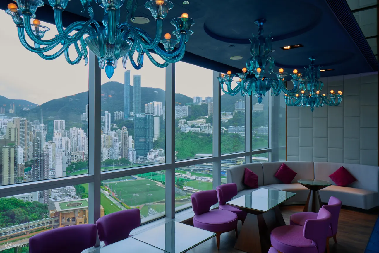 Club@28 at Crowne Plaza Hong Kong Causeway Bay