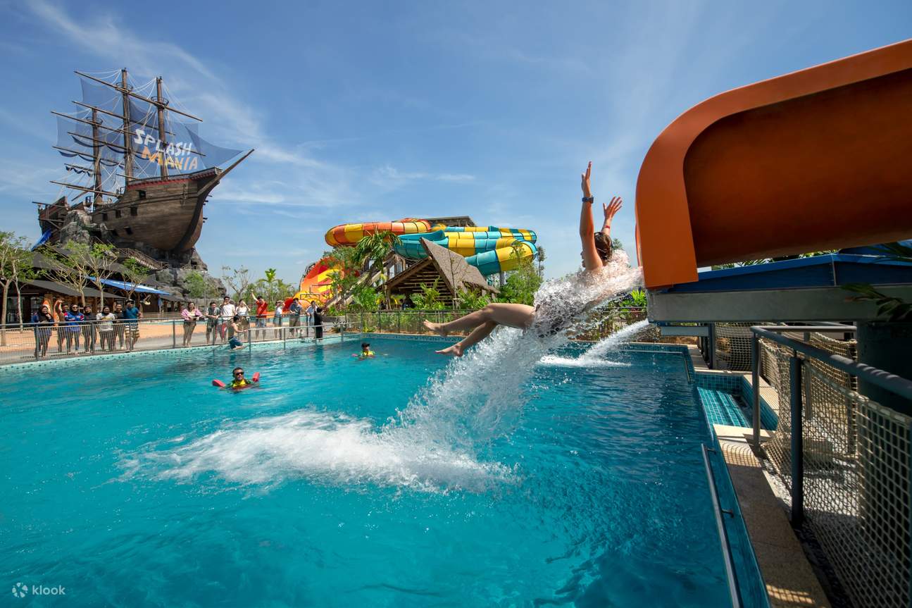 SplashMania Waterpark Ticket in Gamuda Cove Selangor Klook Malaysia
