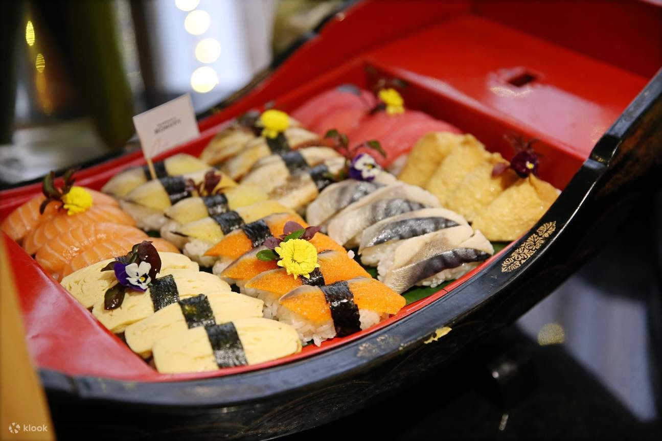 Buffet at Sheraton Hanoi Hotel (Oven D'or Restaurant)