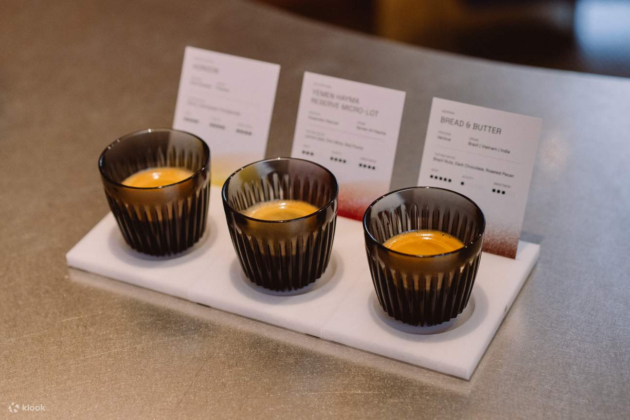 Entspannen Sie sich bei einem Trio von Kaffeespezialitäten