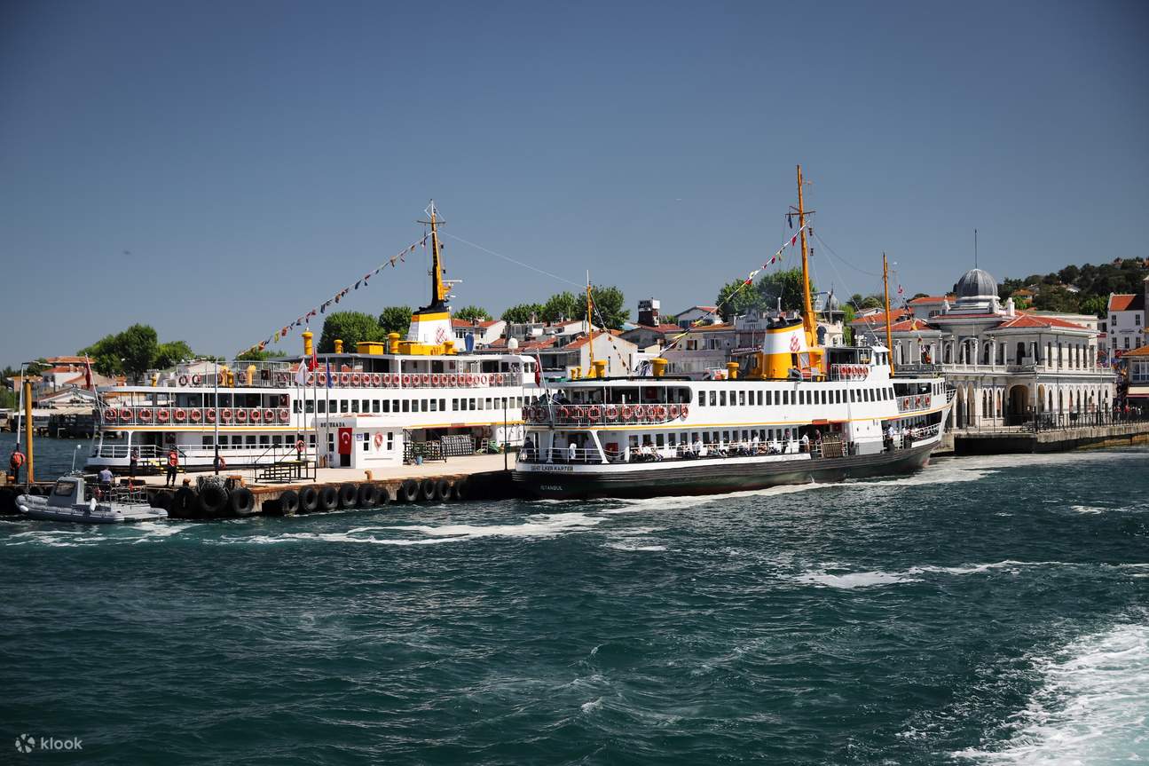 sewa-mobil-istanbul-dengan-sopir-ke-hagia-sophia-istana-topkapi-grand