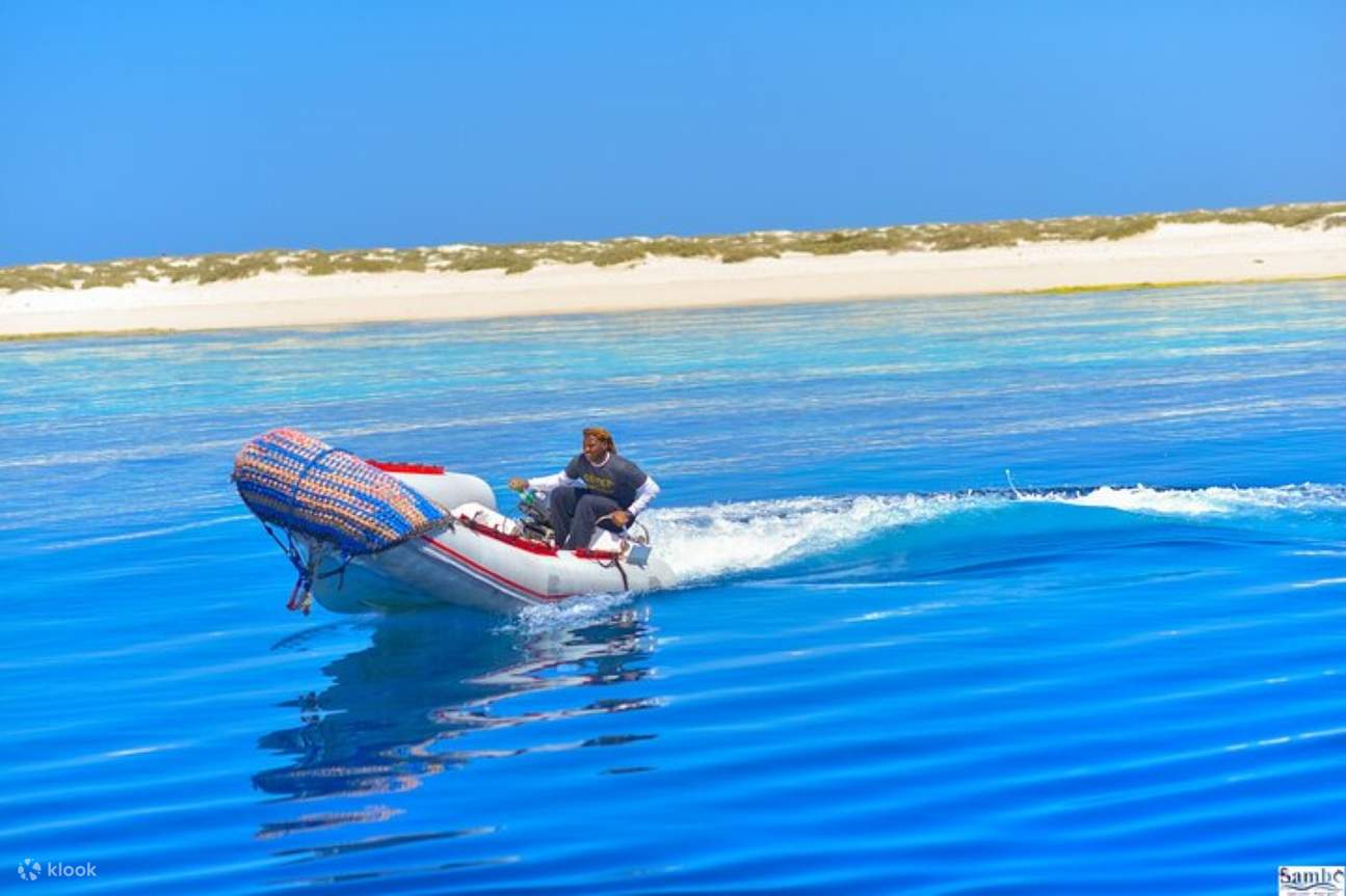 Pe Chat Razmaeri Excursie pe mare cu snorkeling la insulele Hamata & Qulaan, cu prânz ...