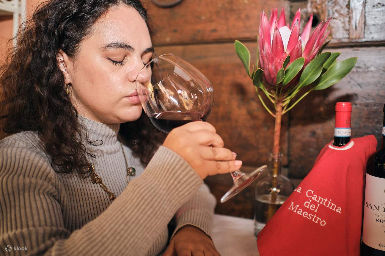 ジュリエットの家近くでのワインテイスティング、ヴェローナ