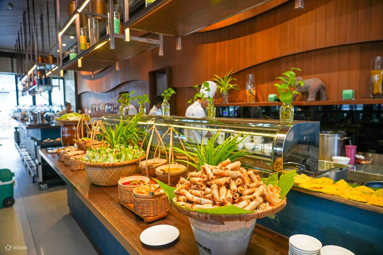 The Yatch BBQ Buffet At Ambassador Club Nha Trang