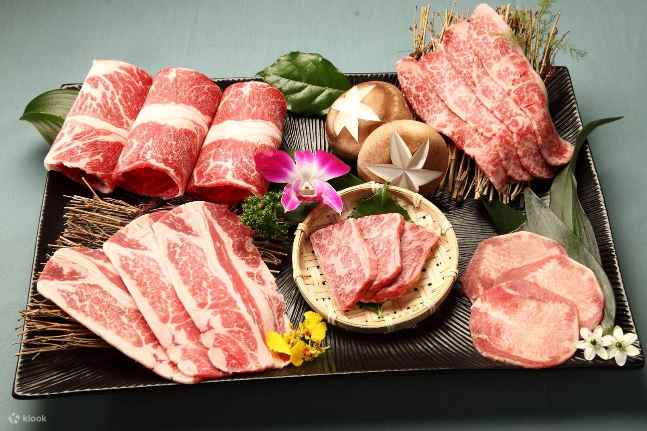 meat platter at Hinomai Yakiniku in Zhongxiao Dunhua Station