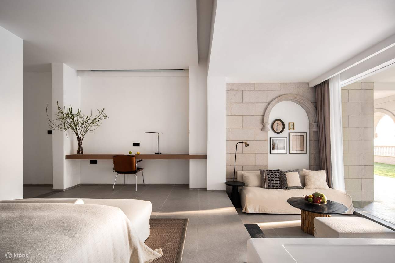 トワイライト プール キング スイート