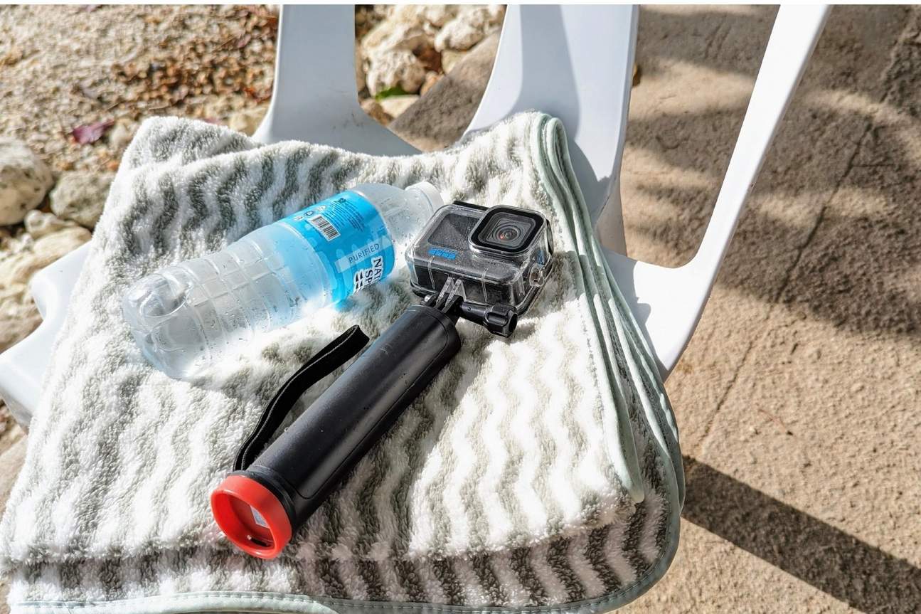 Miễn phí thuê GoPro & khăn tắm biển (Vui lòng yêu cầu khi đặt dịch vụ)