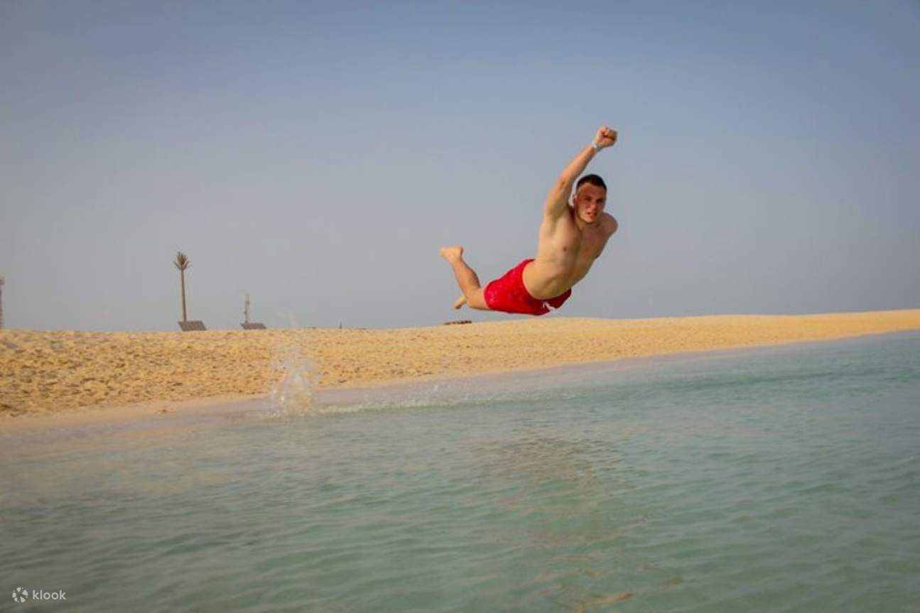 Gita in mare all'isola di Hula Hula con sport acquatici e pranzo – Hurghada