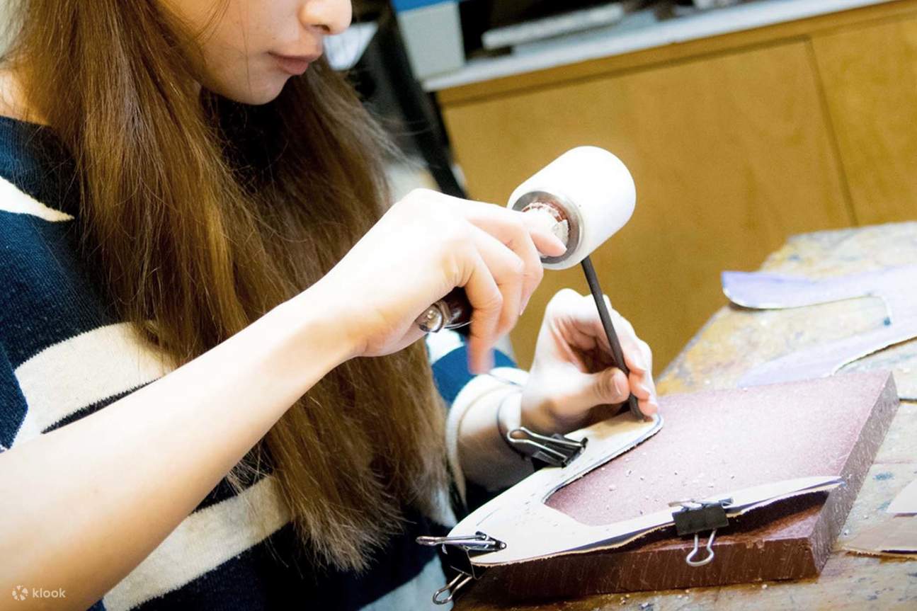 Artisan m Leather Workshop - 手造皮鞋工作坊