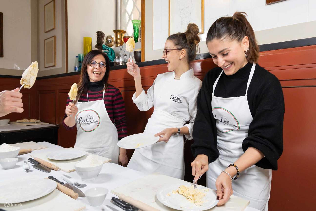 Pasta and tiramisu making class with wine and limoncello - Klook Hong Kong