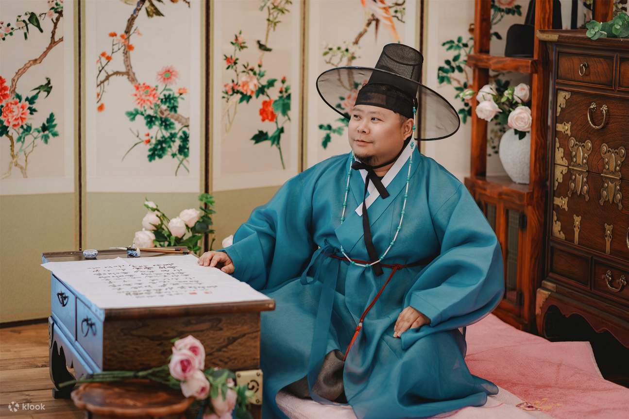 Traditional Hanbok Indoor Studio Photoshoot Experience in Jeju