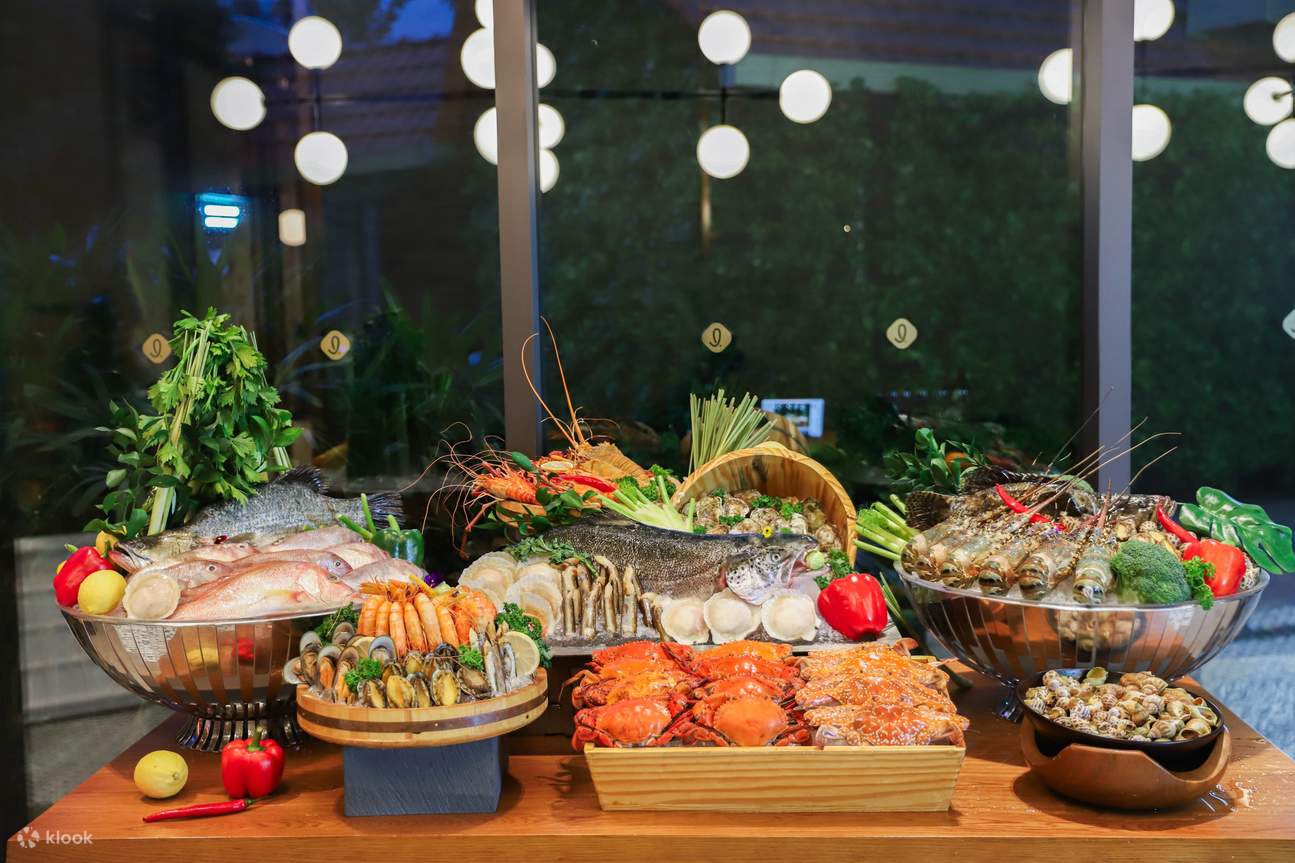 Bufet Makanan Laut di LOTTE Hotel Saigon