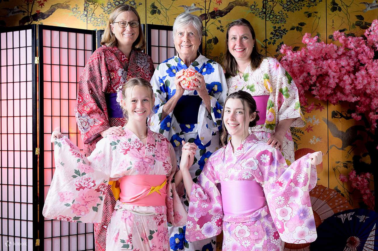 Chụp ảnh Kimono tại Studio Nourse (Osaka)